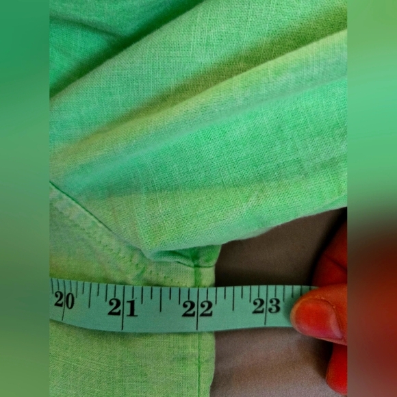 Universal Thread | Bright Green Button Down Shirt, Size M - Picture 7 of 7